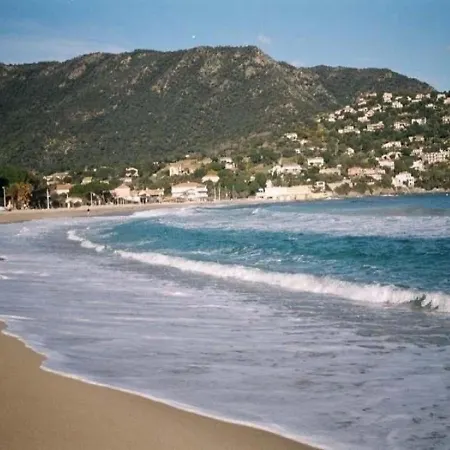 Lavandou Plage Lägenhet *