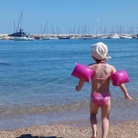 Lavandou Plage Lägenhet *